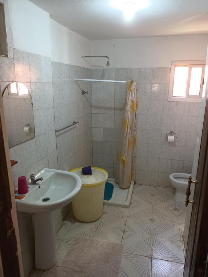 Hotel Badinca Alojamento Low Cost In Bissau Avenida Francisco Mendes 外观 照片