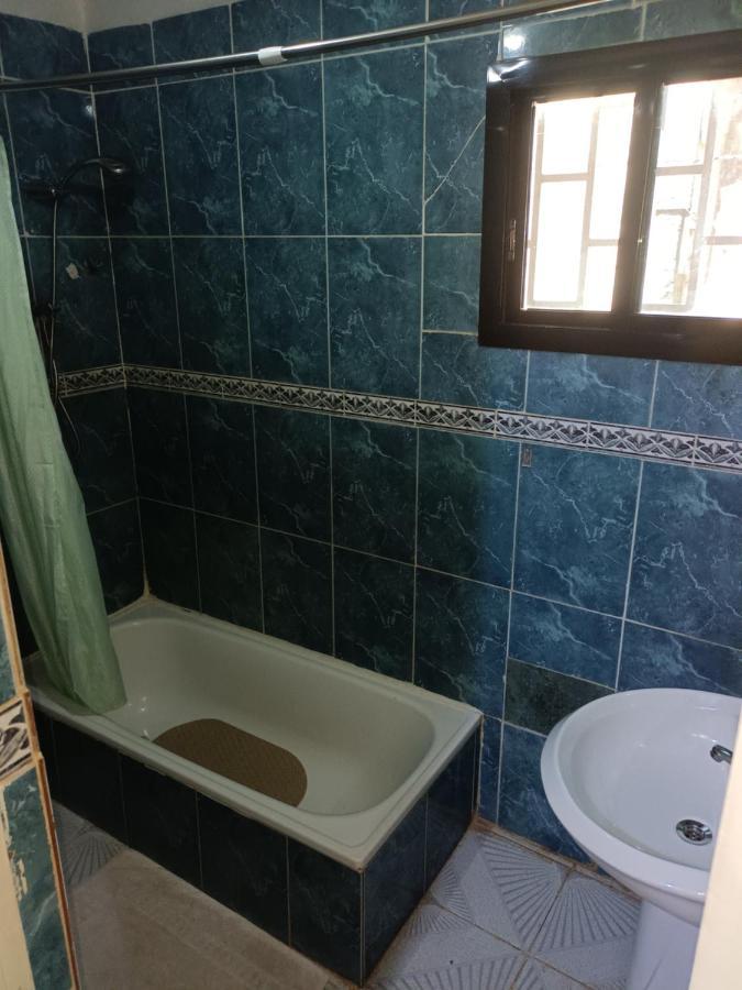 Hotel Badinca Alojamento Low Cost In Bissau Avenida Francisco Mendes 外观 照片
