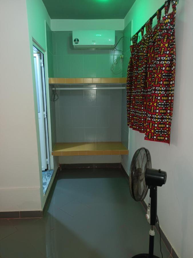 Hotel Badinca Alojamento Low Cost In Bissau Avenida Francisco Mendes 外观 照片