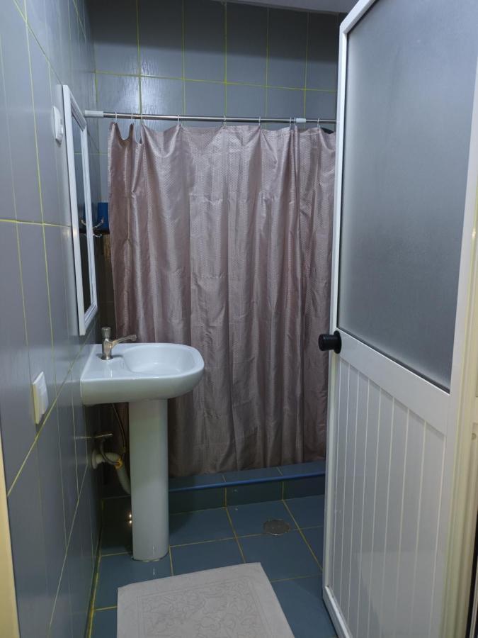 Hotel Badinca Alojamento Low Cost In Bissau Avenida Francisco Mendes 外观 照片