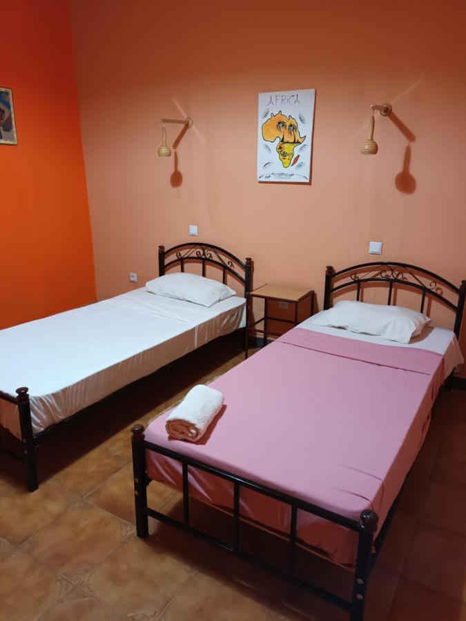 Hotel Badinca Alojamento Low Cost In Bissau Avenida Francisco Mendes 外观 照片